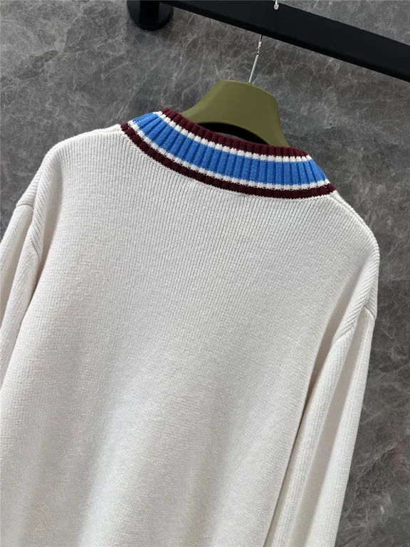 Gucci knitted V-neck cardigan